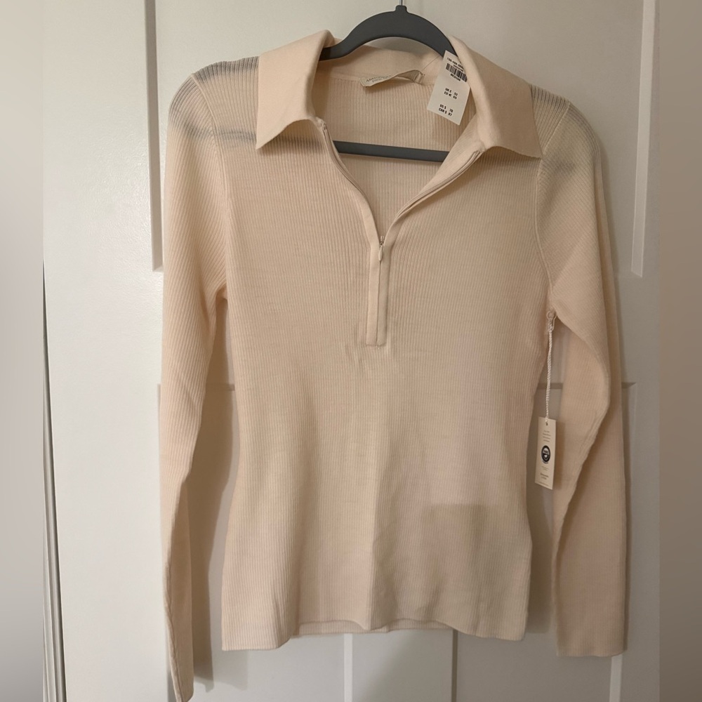 Abercrombie & Fitch Cream Ribbed Button Down Shirt